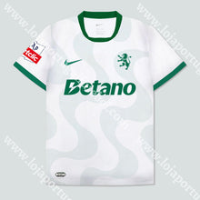 Carregar imagem no visualizador da galeria, NOVA CAMISOLA ALTERNATIVA BRANCA SPORTING CP 25/26