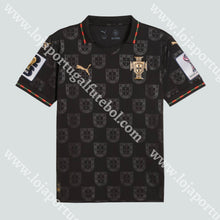 Carregar imagem no visualizador da galeria, NOVA CAMISOLA EDIÇÃO ESPECIAL EUSÉBIO VERSÃO PLAYER PORTUGAL 2025 - Camisola Futebol

