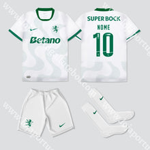 Carregar imagem no visualizador da galeria, NOVO KIT CRIANÇA ALTERNATIVO BRANCO SPORTING CP 25/26
