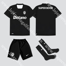 Carregar imagem no visualizador da galeria, NOVO KIT CRIANÇA AWAY SPORTING CP 25/26 1-2 Anos
