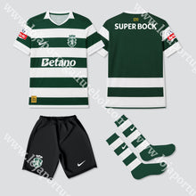 Carregar imagem no visualizador da galeria, NOVO KIT CRIANÇA PRINCIPAL SPORTING CP 26/27
